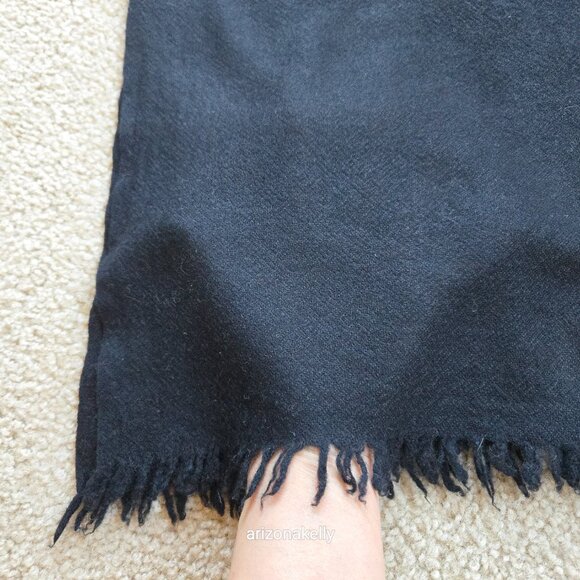 Large Wool Woven Wrap Scarf Black - Picture 3 of 9